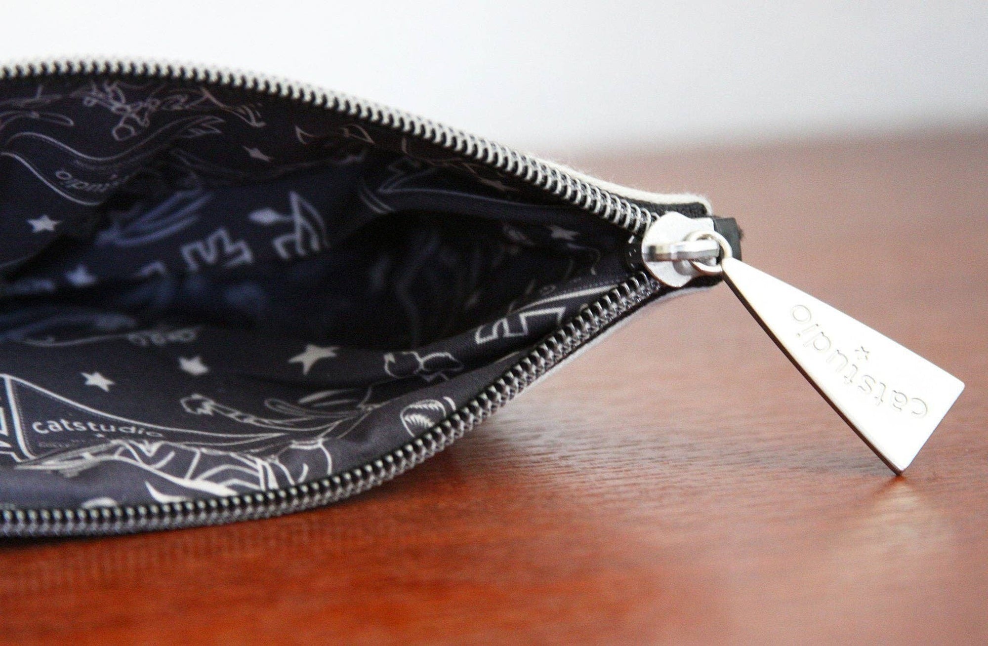Indiana University Collegiate Zip Pouch