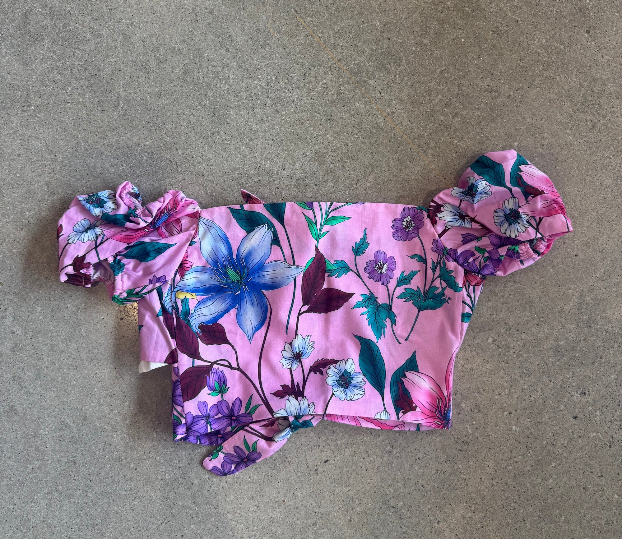 Hawaiian Floral 2/back Tie Top